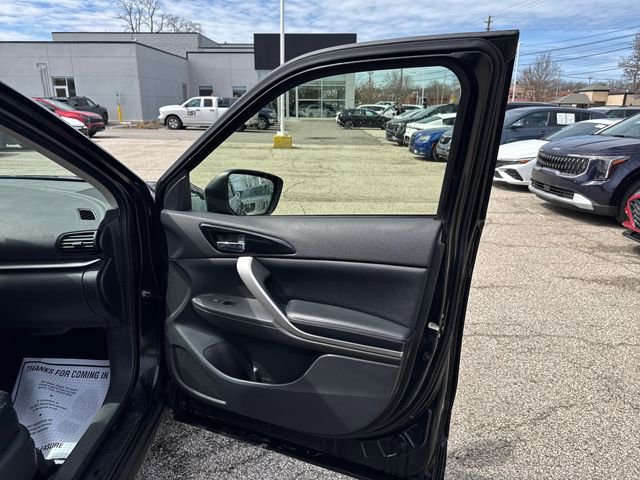 Used 2023 Mitsubishi Eclipse Cross AWD image 11