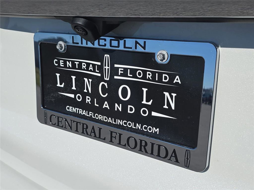 Used 2025 Lincoln Corsair Reserve w/ Jet Appearance Package image 6