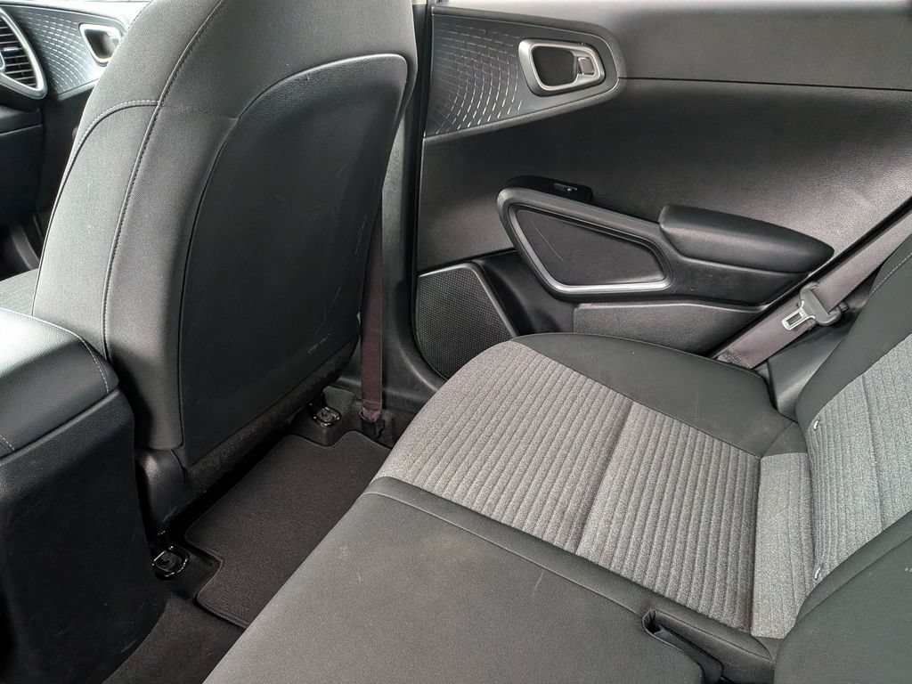 Used 2021 Kia Soul S FWD image 35