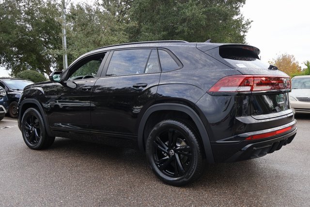 New 2026 Volkswagen Atlas Cross Sport SEL R-Line image 5
