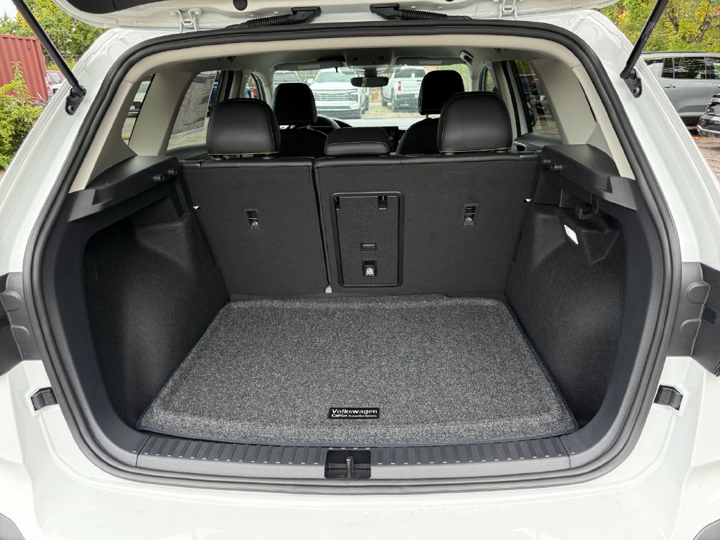 New 2027 Volkswagen Taos Sport AWD/4WD image 22