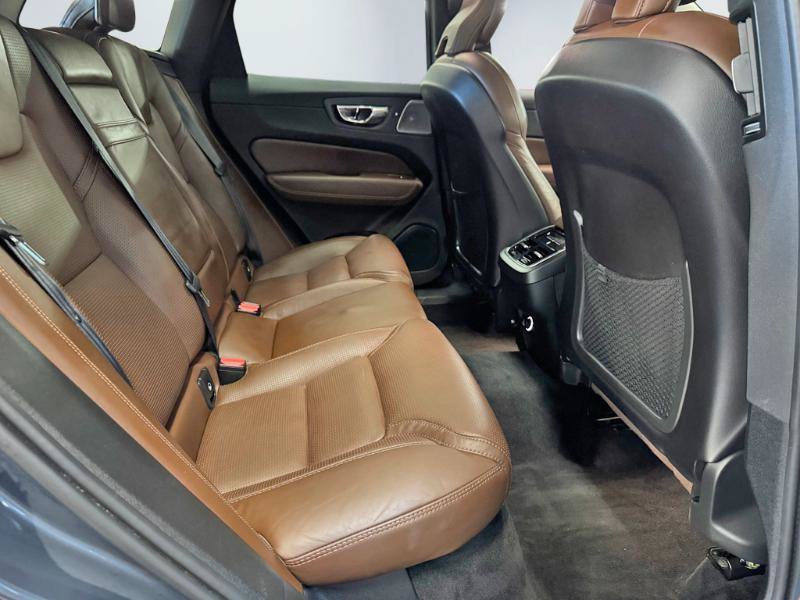 Used 2020 Volvo XC60 T6 Inscription AWD/4WD image 28
