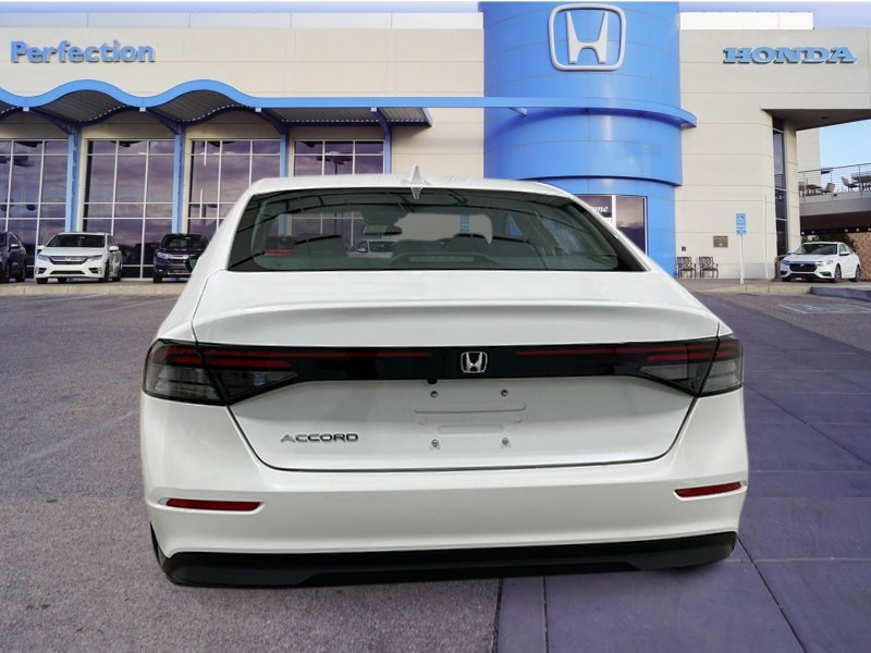 New 2025 Honda Accord LX image 4