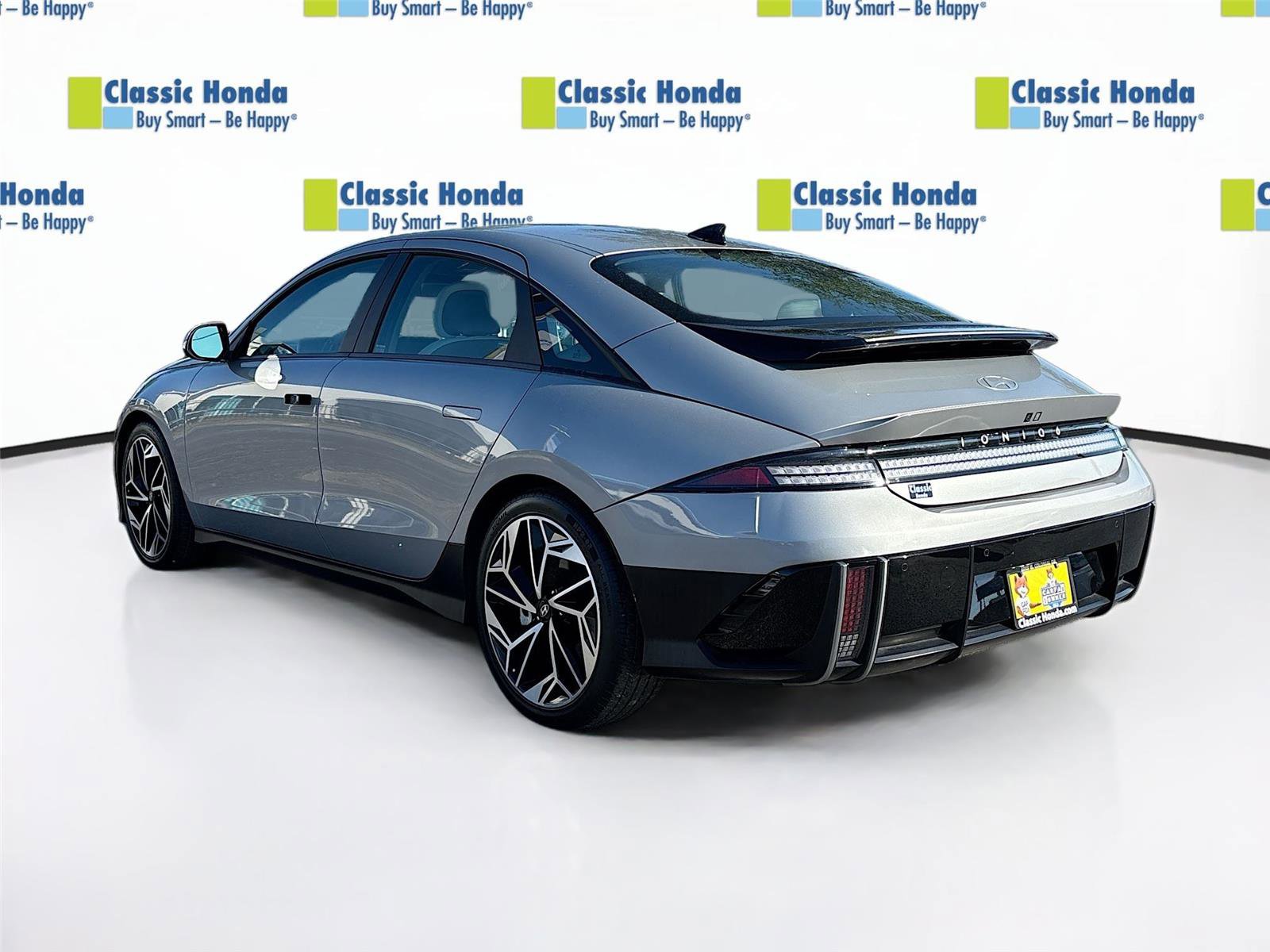 Used 2023 Hyundai Ioniq 6 SEL w/ Cargo Package RWD image 5