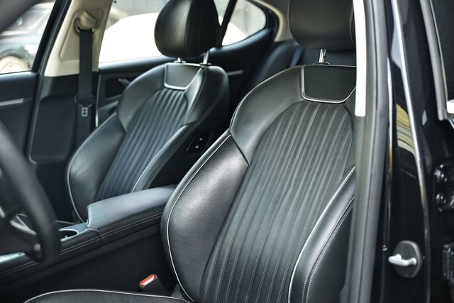 Used 2022 Genesis G70 2.0T w/ Prestige Package image 22