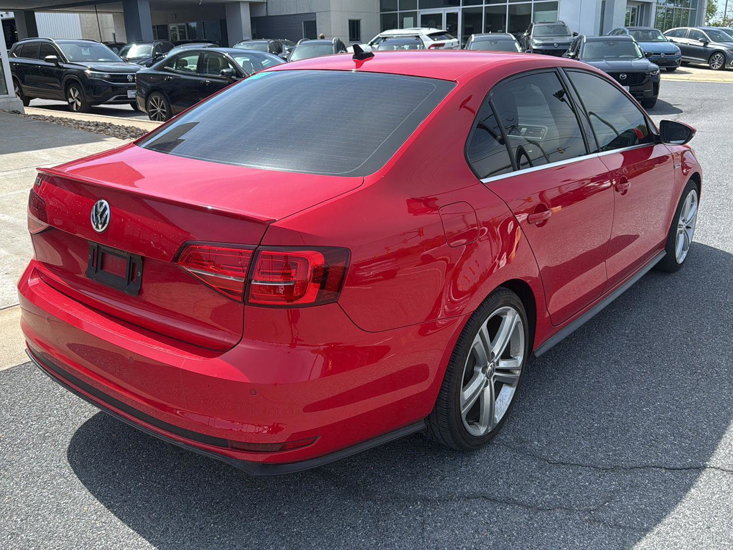 Used 2017 Volkswagen Jetta GLI FWD image 5