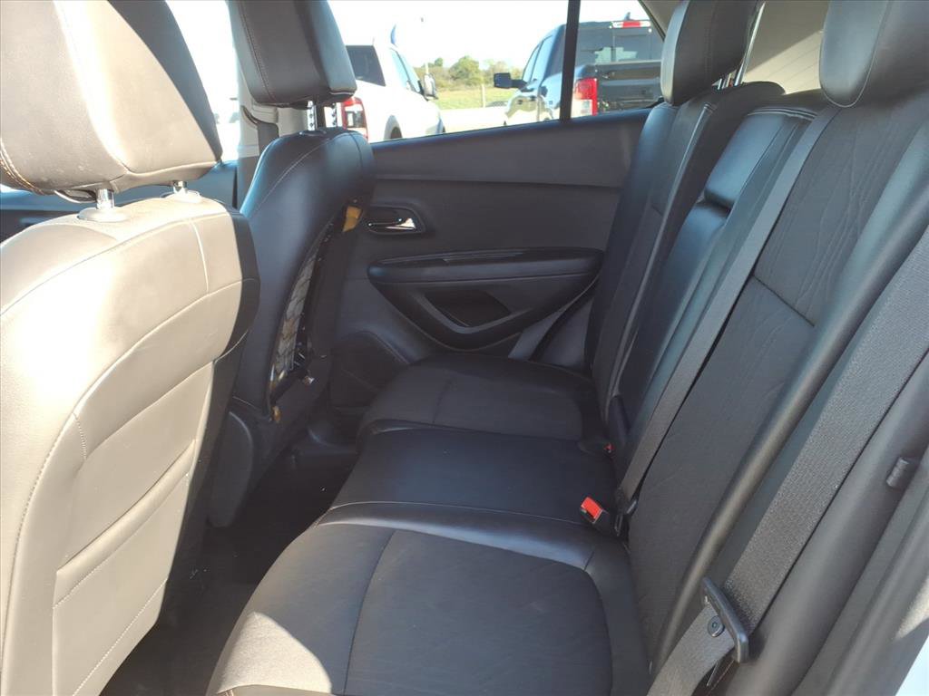 Used 2017 Chevrolet Trax LT w/ LT Convenience Package image 13