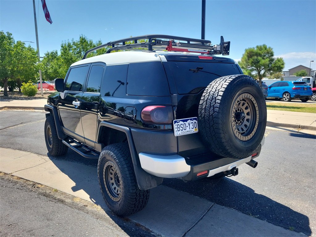 Used 2013 Toyota FJ Cruiser 4WD image 7