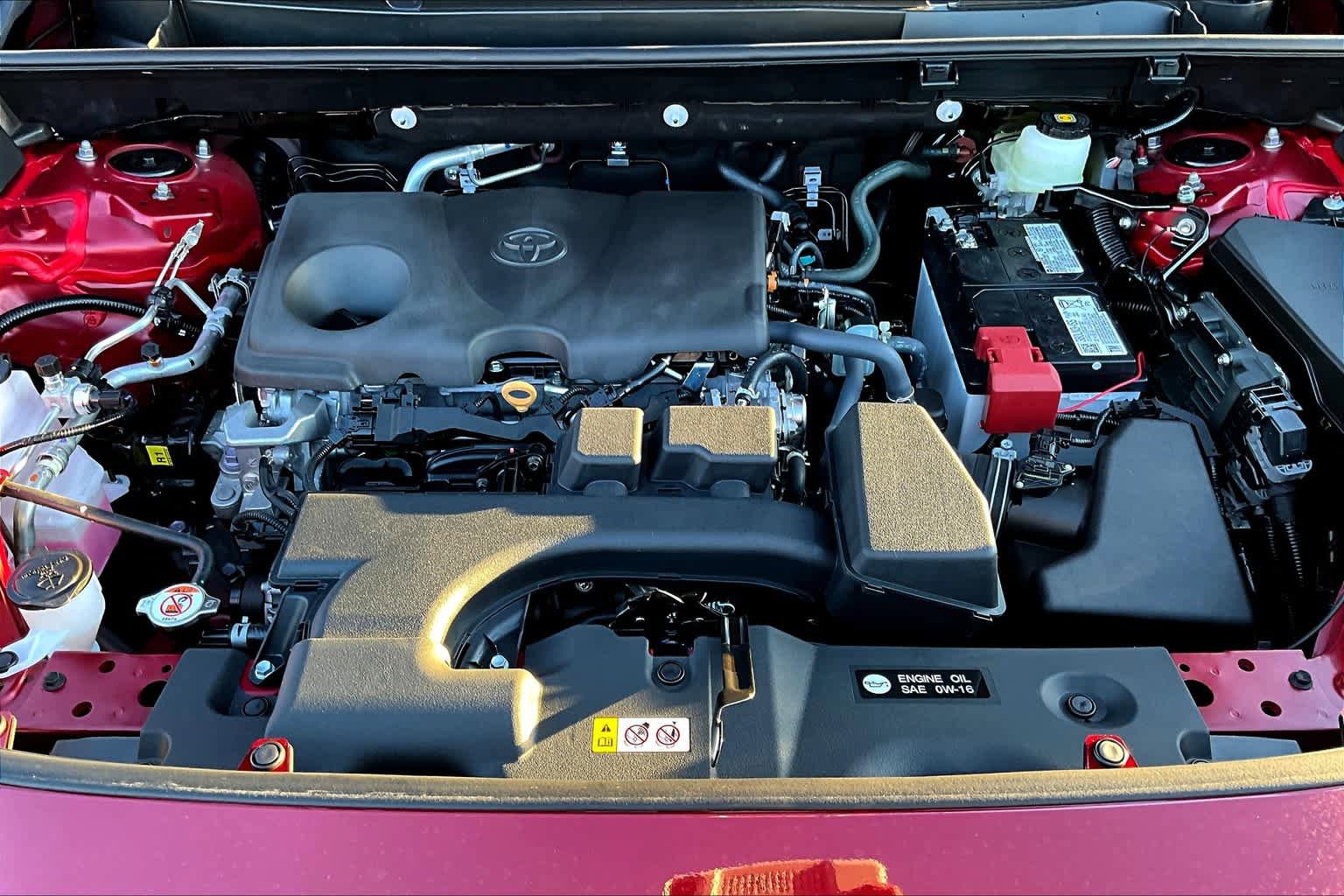 Certified 2025 Toyota RAV4 LE AWD/4WD image 17