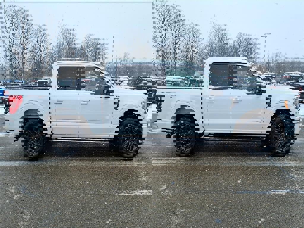 Certified 2022 Ford F150 XLT w/ Equipment Group 302A High image 9