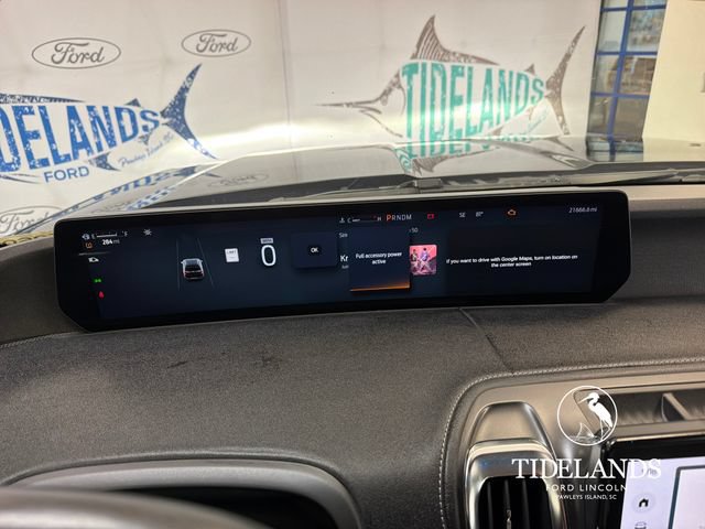 Certified 2025 Ford Expedition Platinum w/ Driver's Package AWD/4WD image 19
