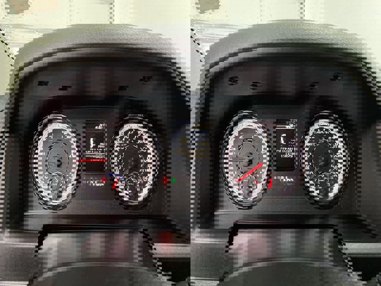 Used 2017 RAM 3500 Tradesman w/ Popular Equipment Group image 26