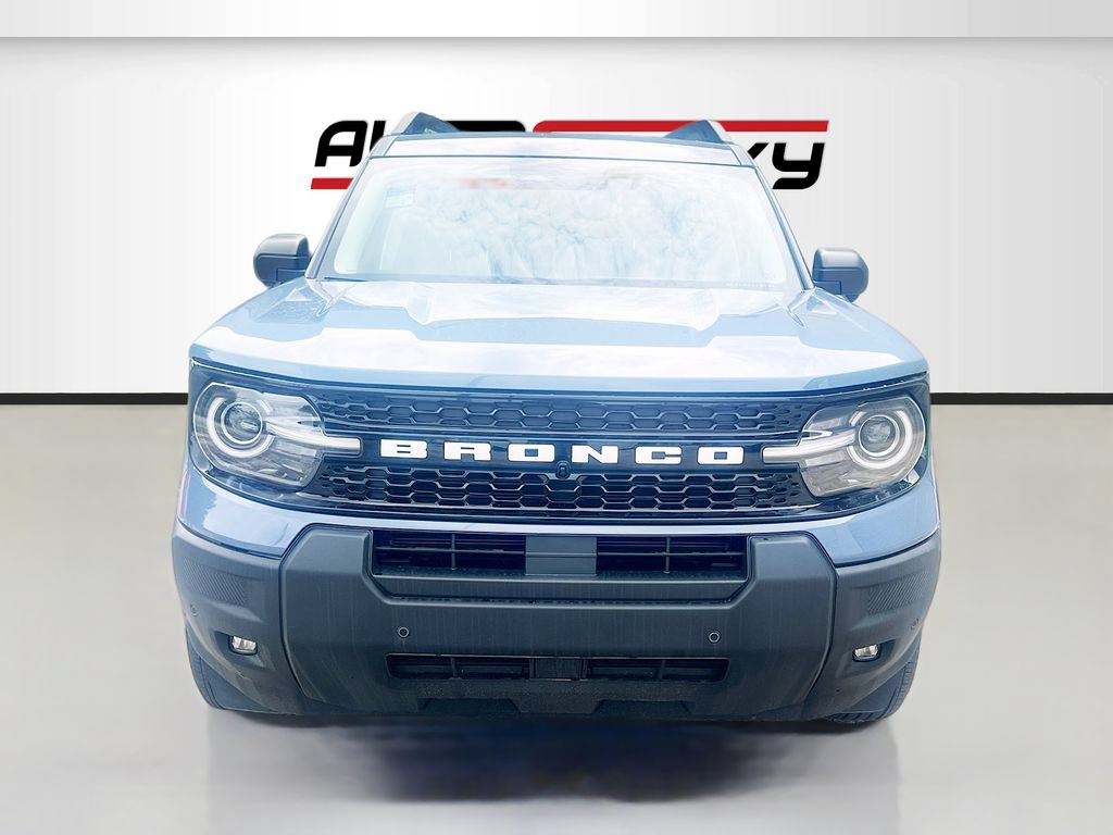 Used 2025 Ford Bronco Sport Outer Banks w/ Outer Banks Tech Package+ AWD/4WD image 2