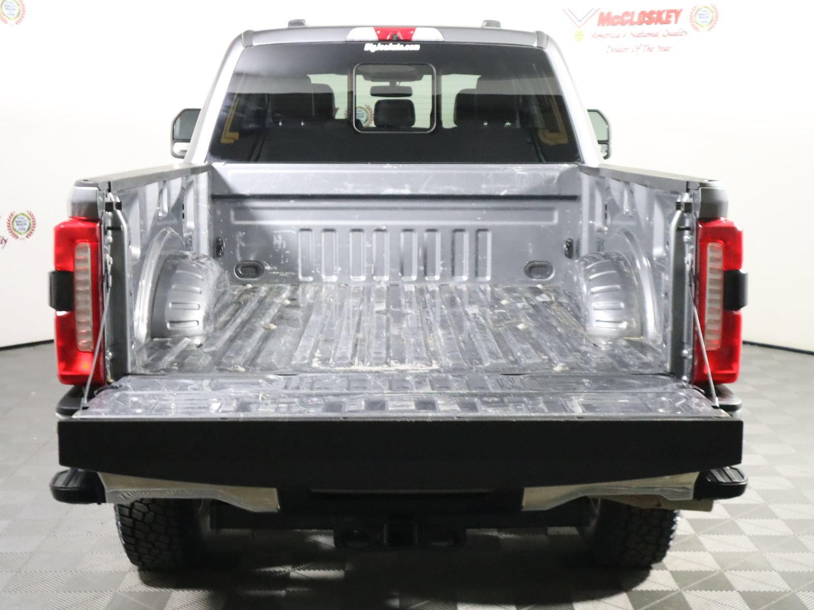 Used 2024 Ford F250 Lariat AWD/4WD image 8