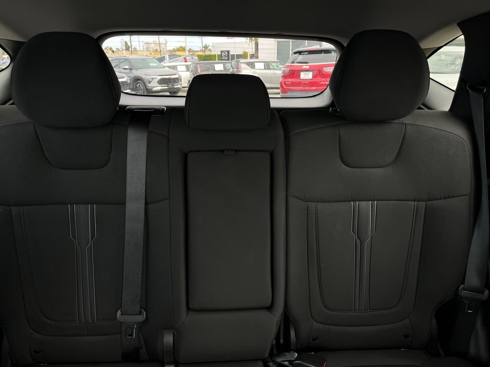 Used 2025 Hyundai Tucson SEL FWD image 40