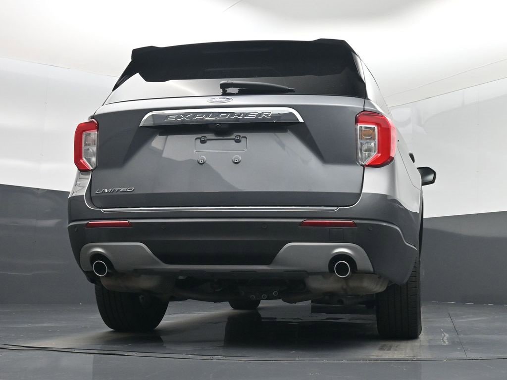 Used 2022 Ford Explorer Limited w/ Equipment Group 301A image 52