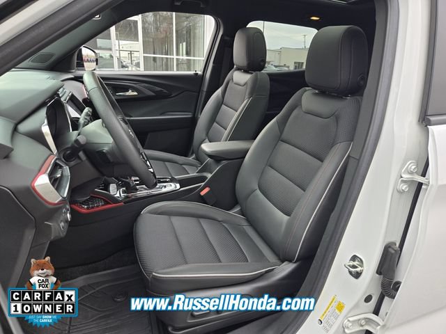 Used 2023 Chevrolet TrailBlazer RS w/ Sun and Liftgate Package FWD image 5