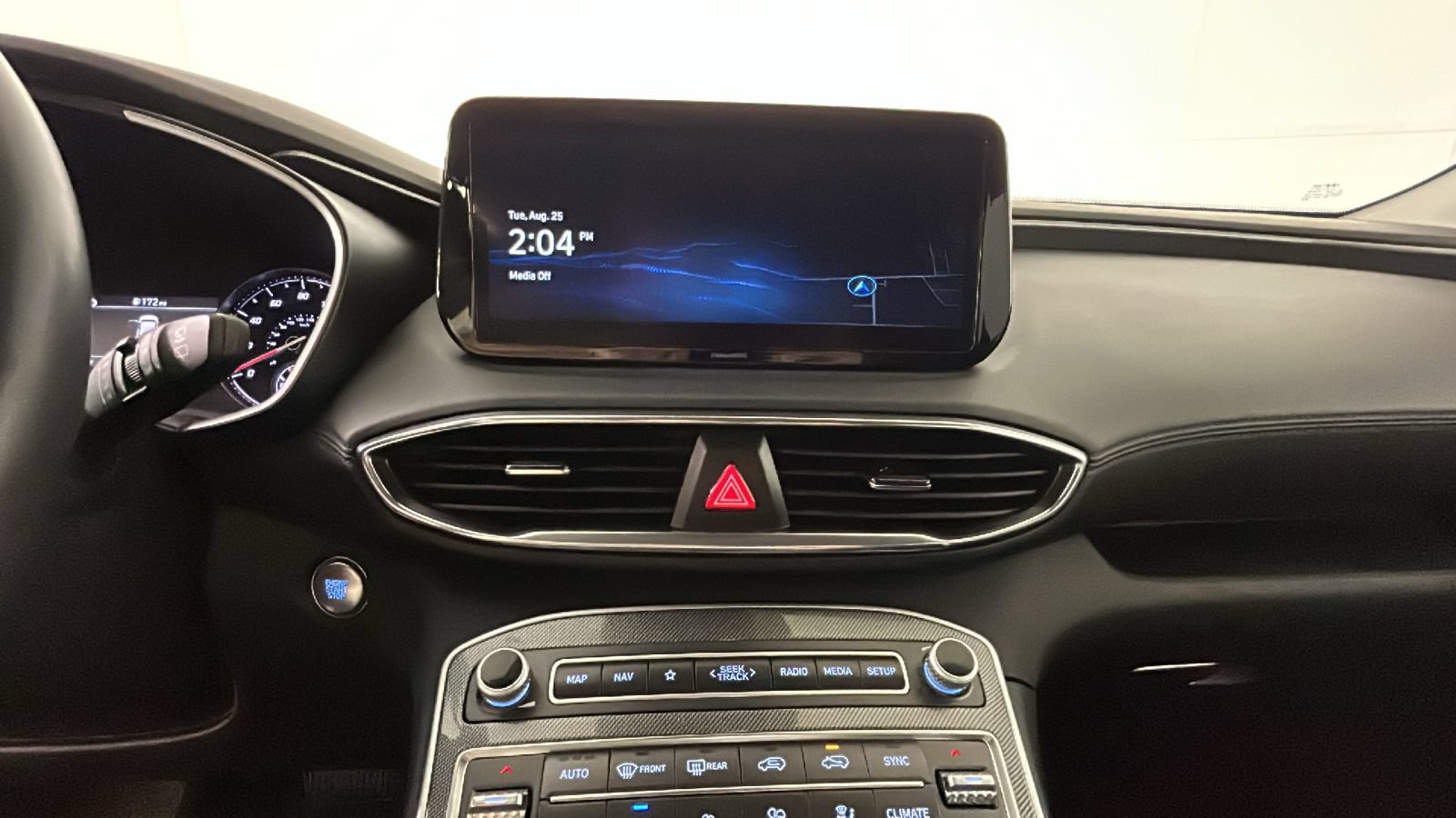 Certified 2023 Hyundai Santa Fe SEL FWD image 29