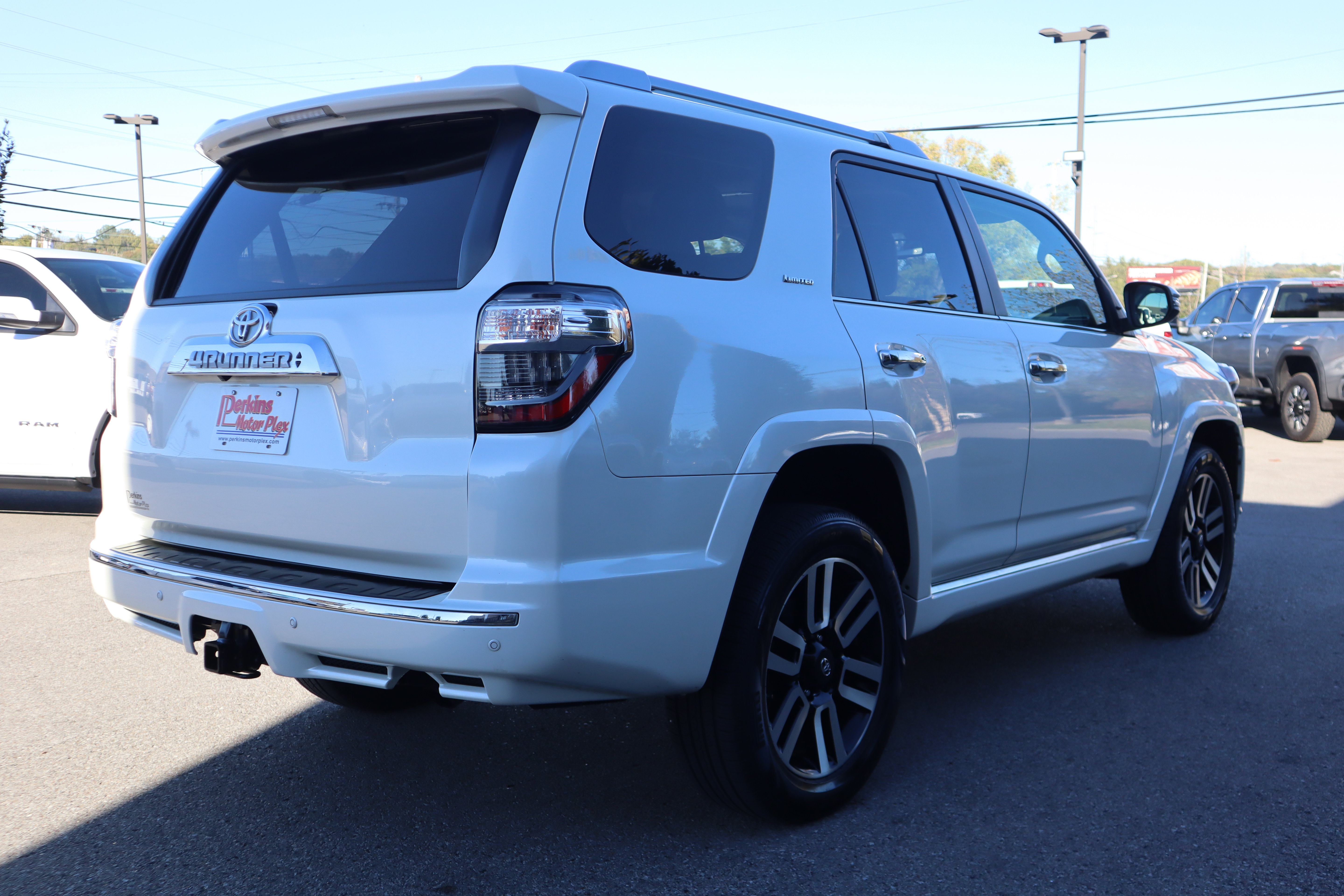 Used 2021 Toyota 4Runner Limited AWD/4WD image 6