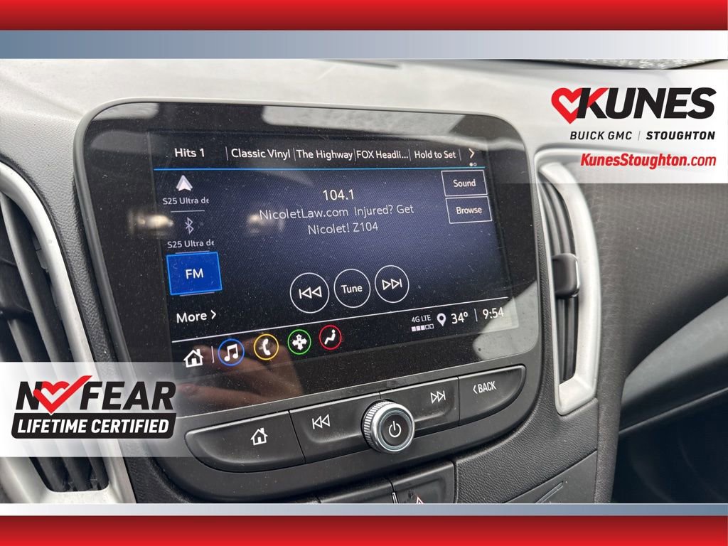 Used 2022 Chevrolet Malibu LT image 28