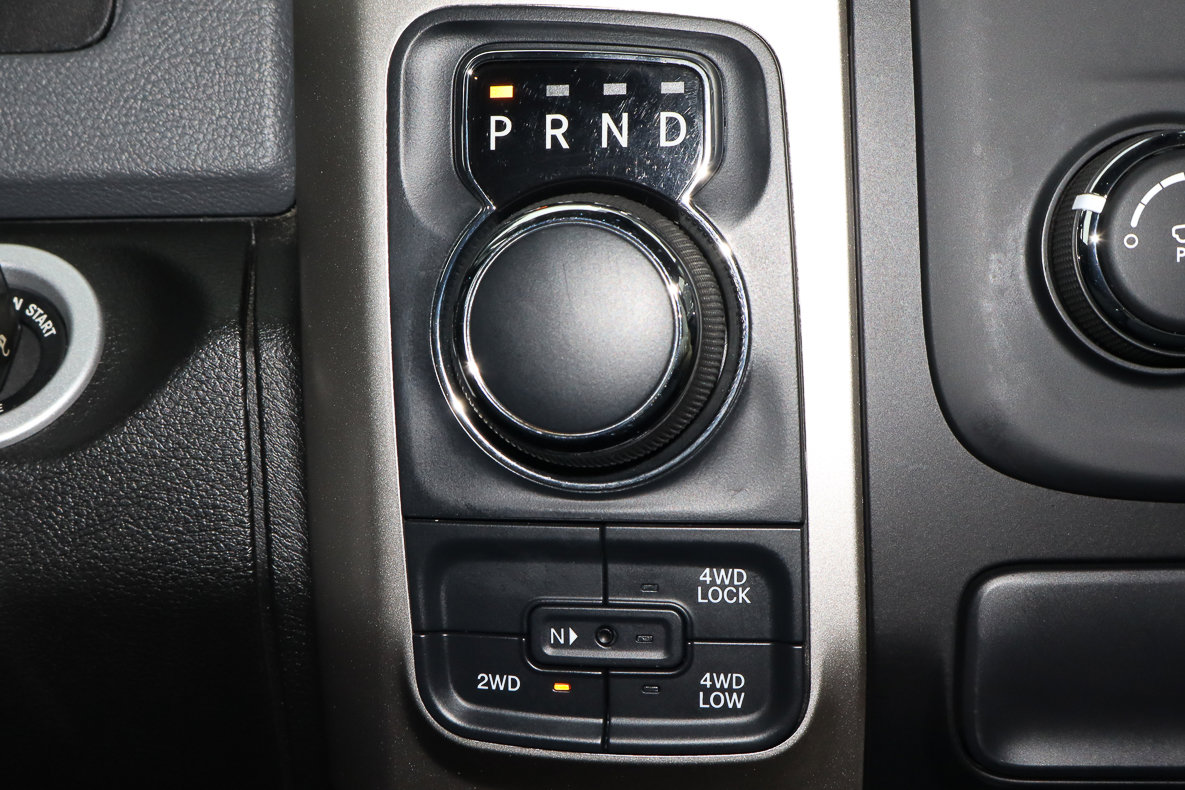 Used 2020 RAM 1500 Classic SLT AWD/4WD image 11