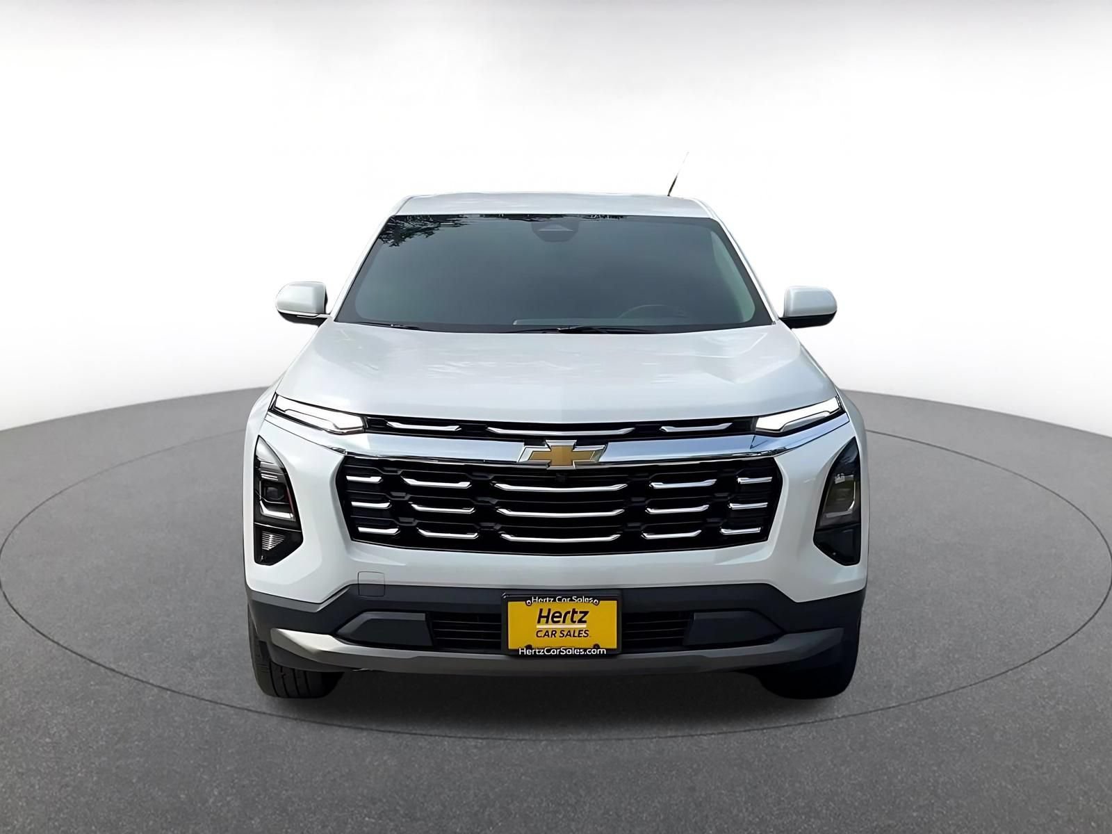 Used 2025 Chevrolet Equinox LT FWD image 4