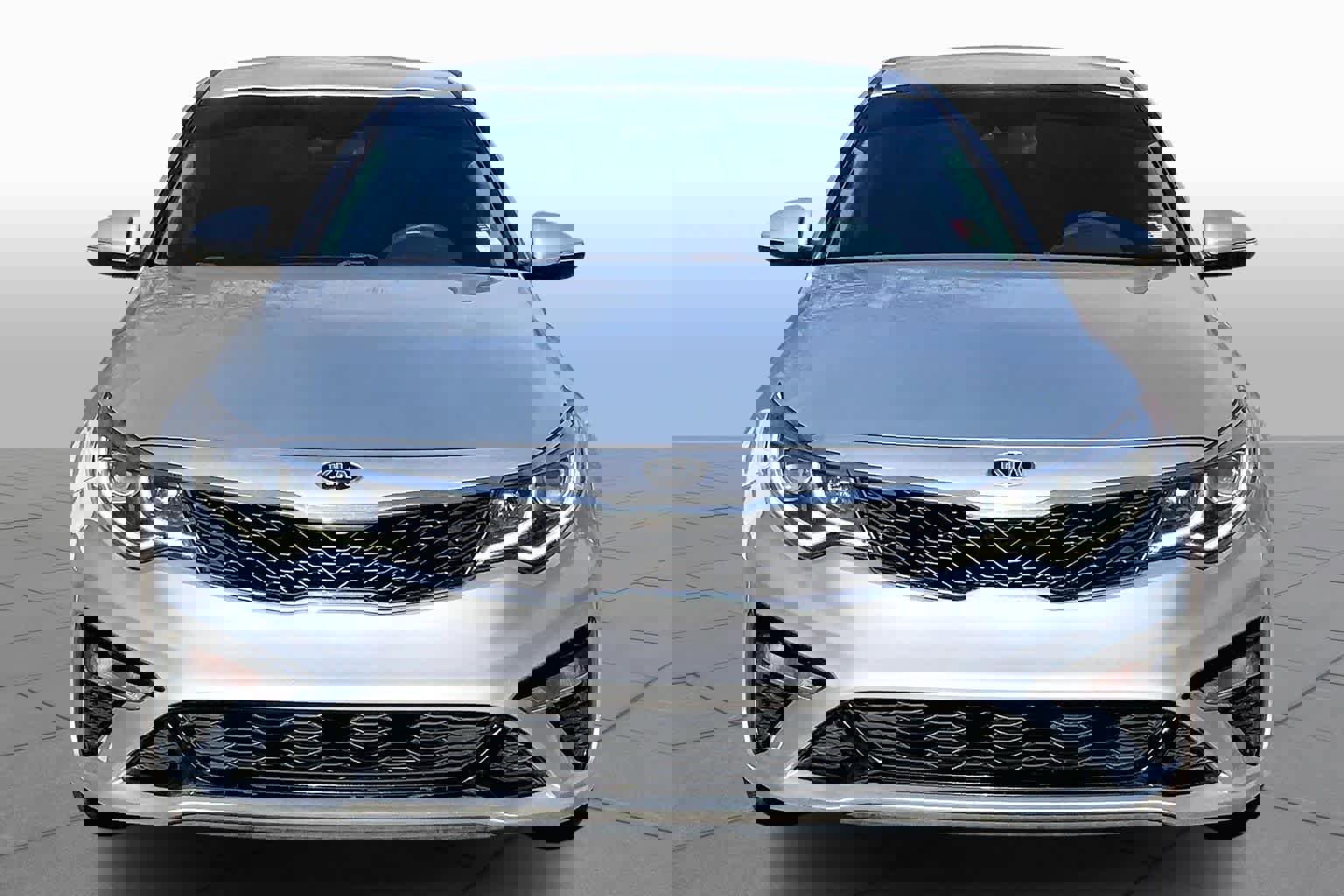 Used 2020 Kia Optima LX image 4