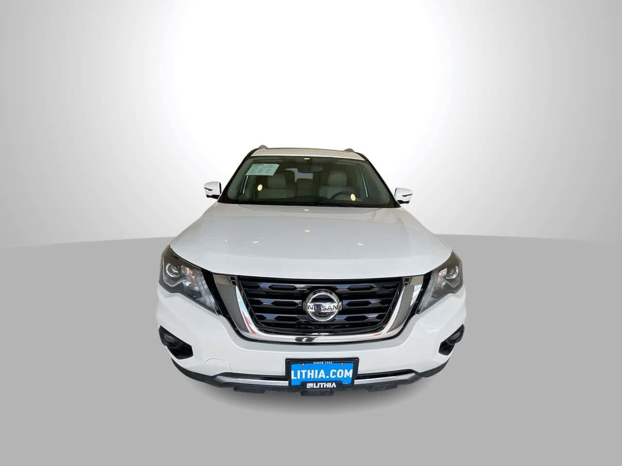Used 2019 Nissan Pathfinder SL w/ SL Premium Package AWD/4WD image 3