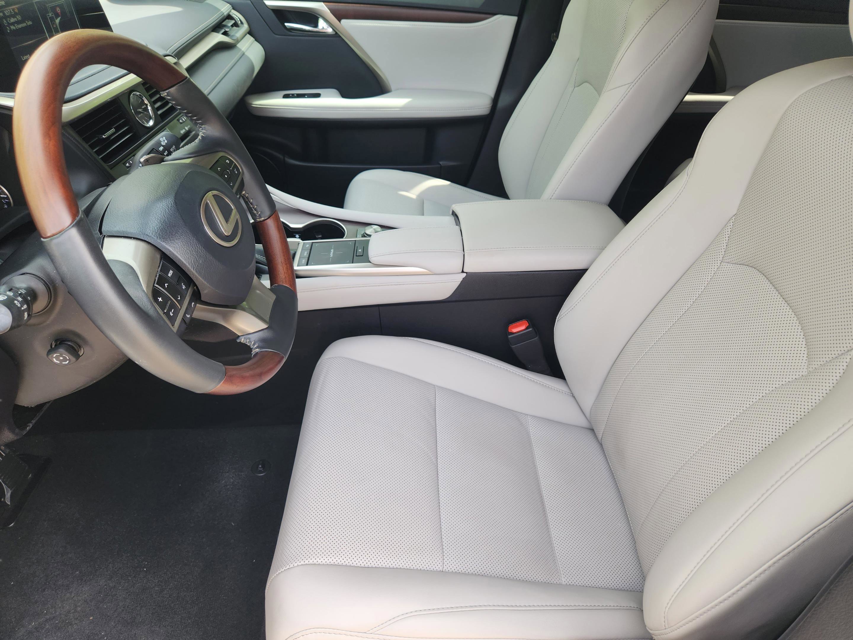 Used 2022 Lexus RX 350 FWD w/ Premium Package image 28