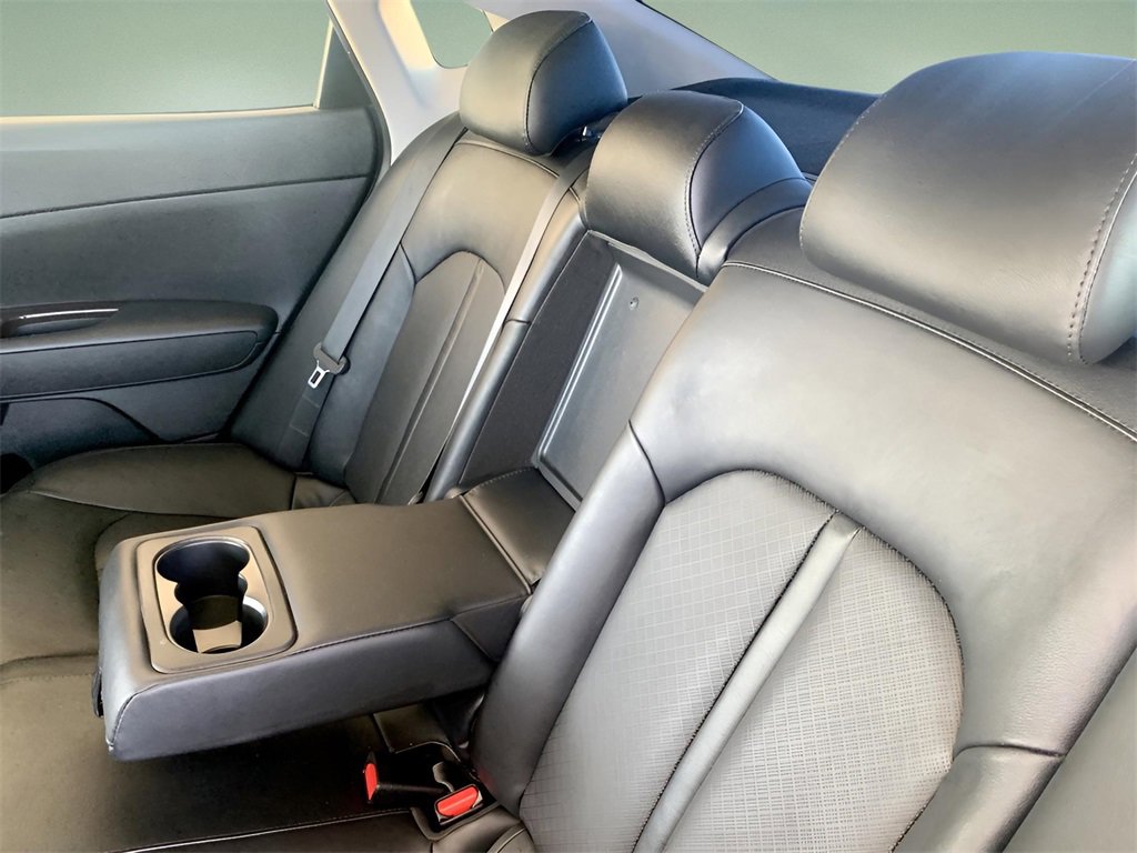 Used 2018 Kia Optima EX w/ Premium Package image 19