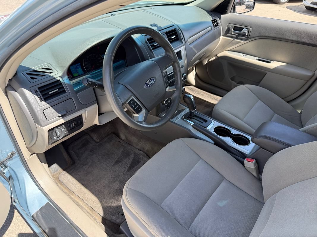 Used 2011 Ford Fusion Hybrid FWD image 26