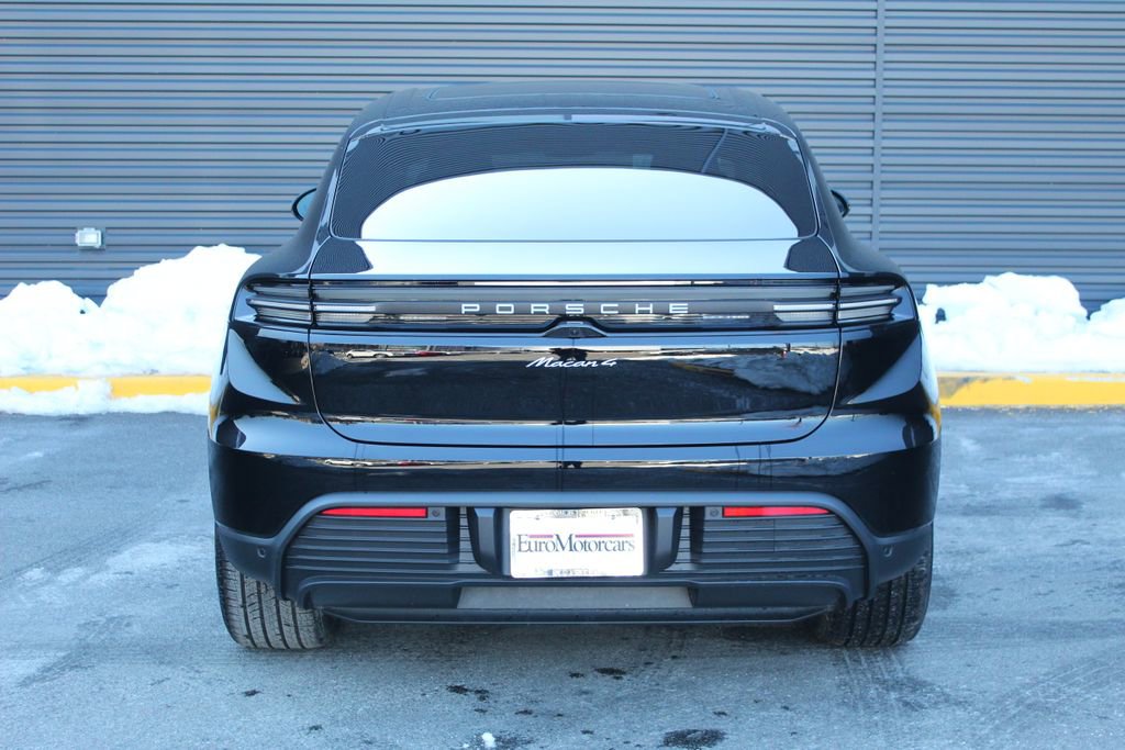 New 2026 Porsche Macan 4 Electric AWD/4WD image 7
