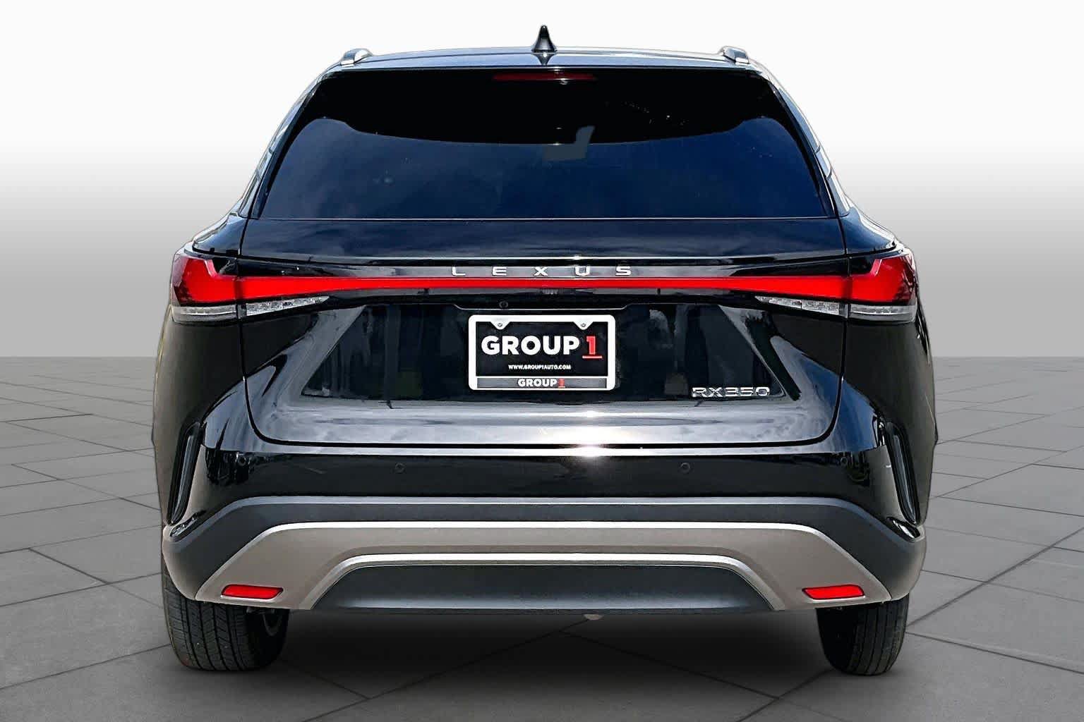Used 2024 Lexus RX 350 Premium Plus w/ Convenience Package FWD image 5
