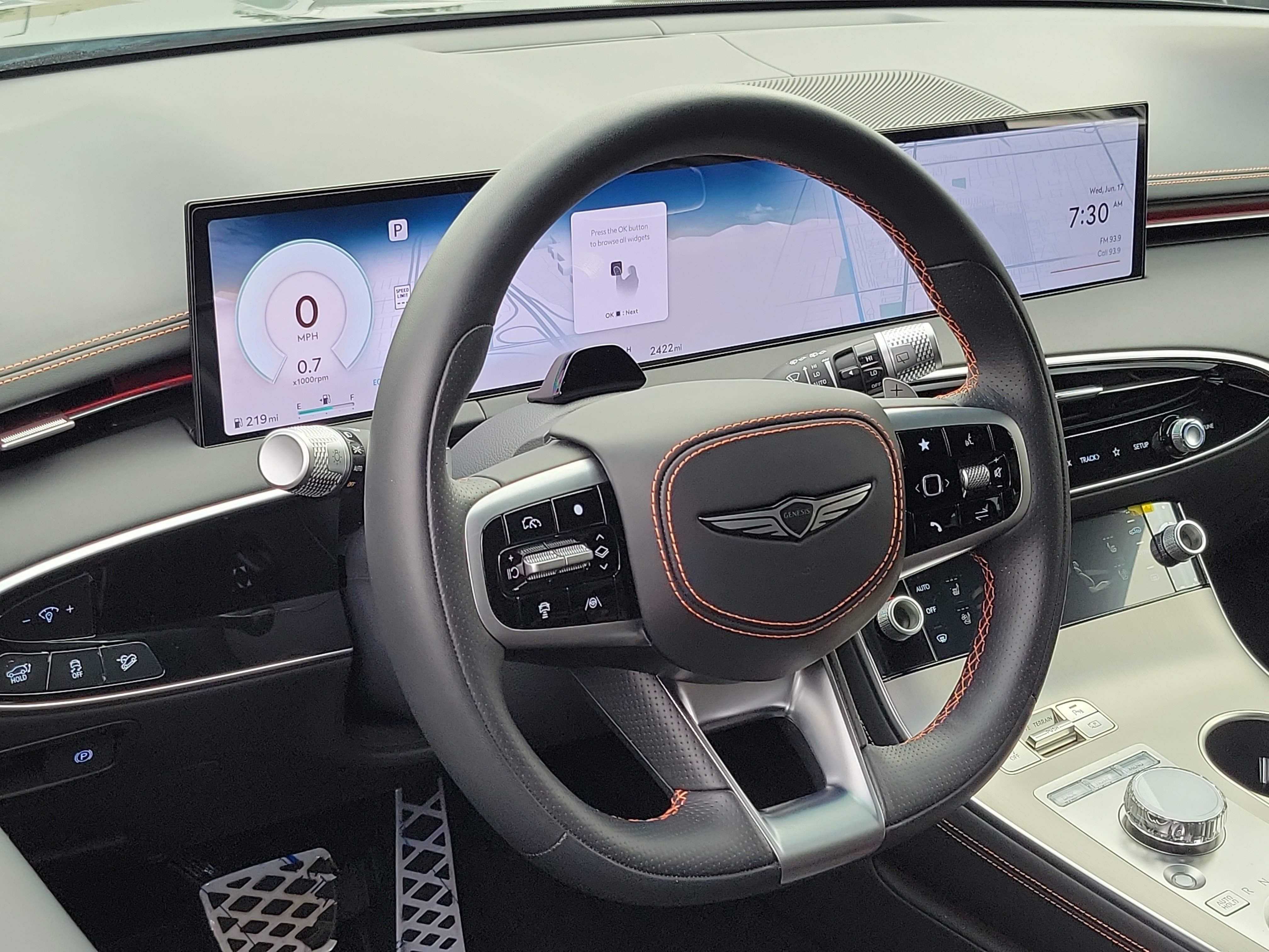 Certified 2026 Genesis GV70 3.5T Sport Advanced AWD/4WD image 9