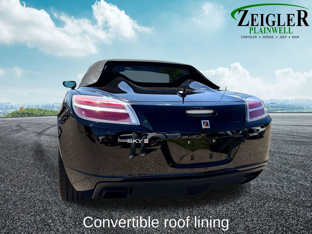 Used 2007 Saturn Sky Red Line RWD image 3