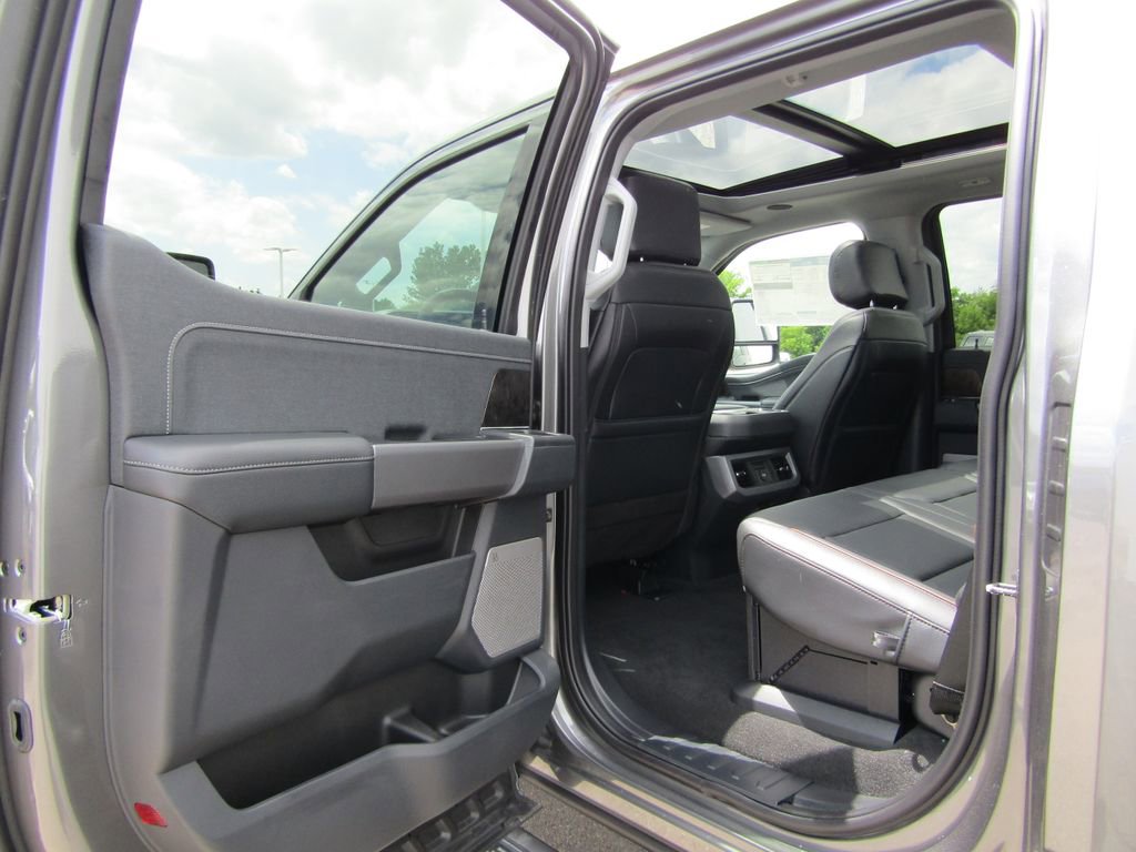 New 2025 Ford F350 Lariat w/ Lariat Ultimate Package image 23