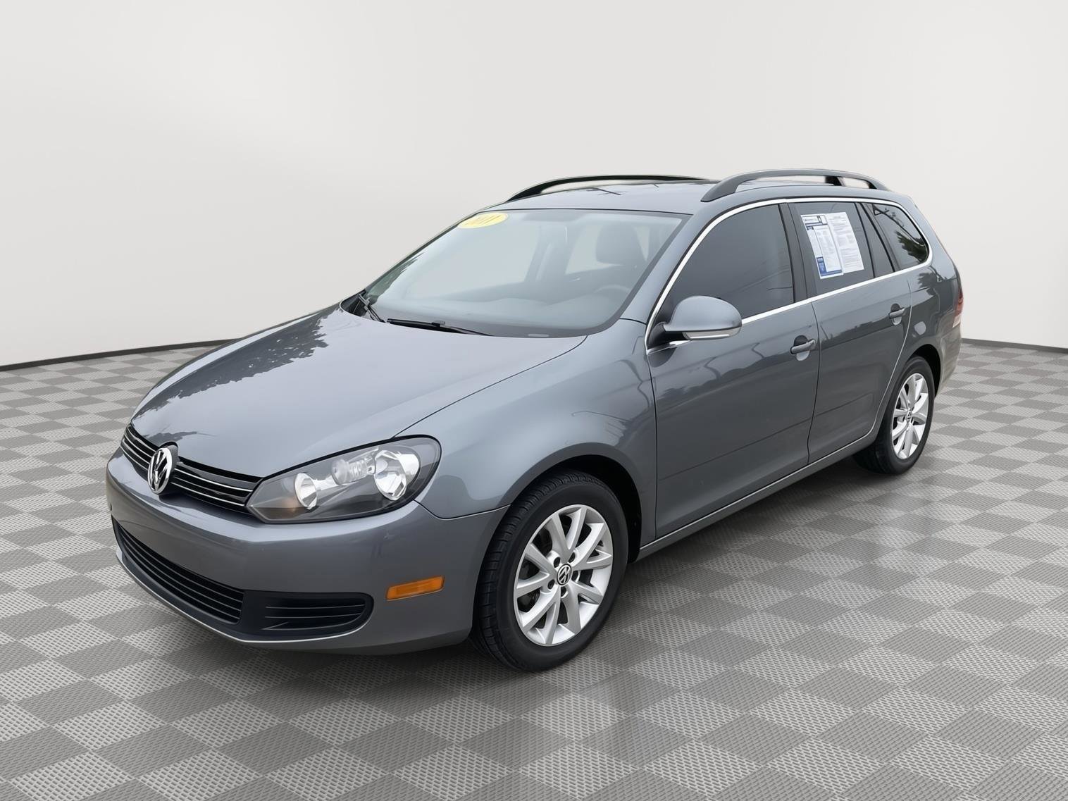 Used 2011 Volkswagen Jetta SE FWD image 4