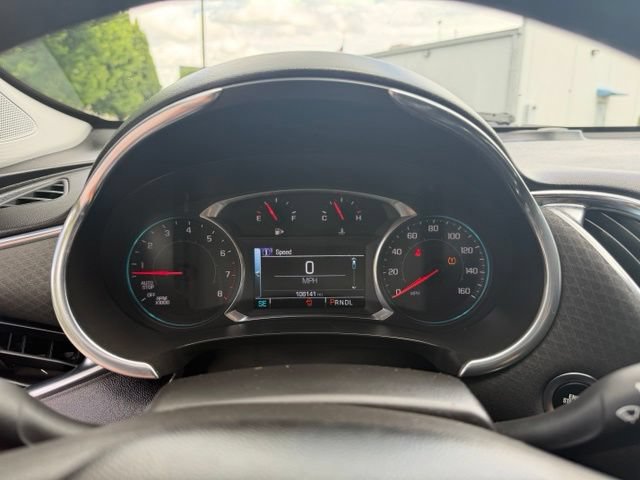 Used 2017 Chevrolet Malibu LT FWD image 20