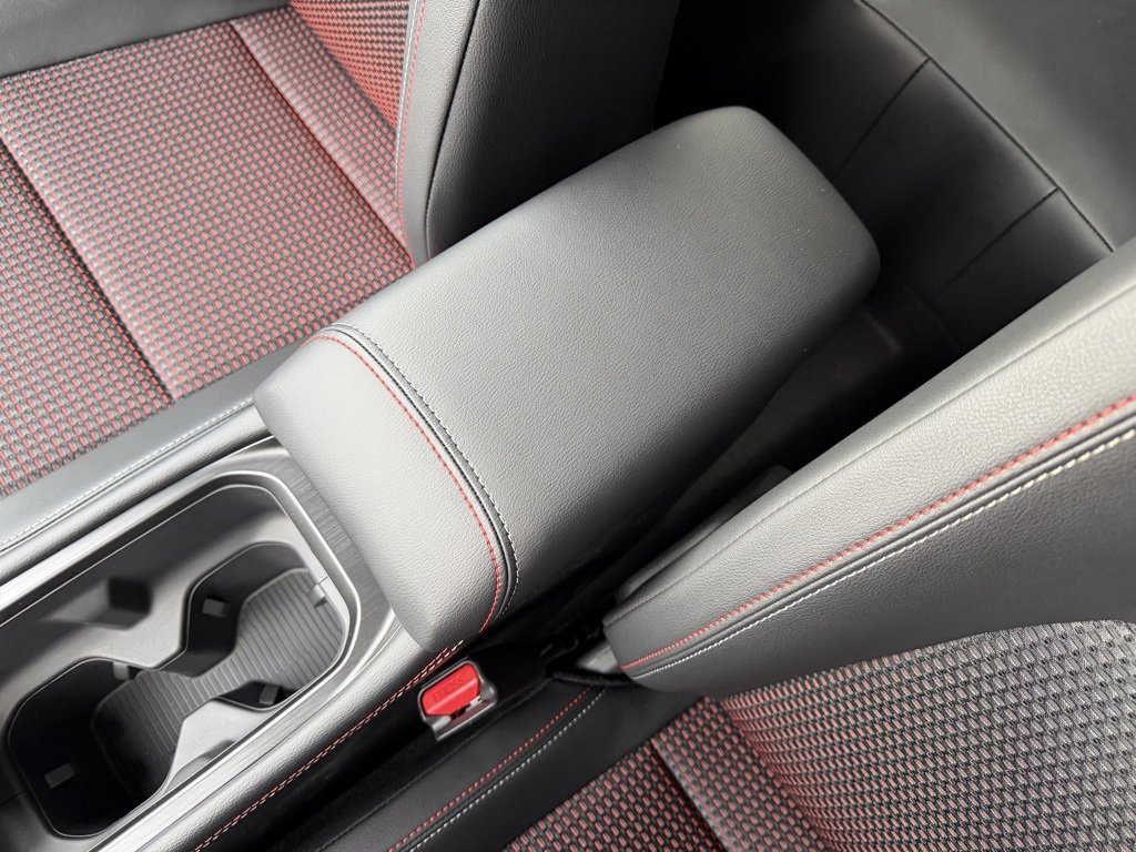 New 2026 Nissan Kicks SR w/ Cold Weather Package image 28