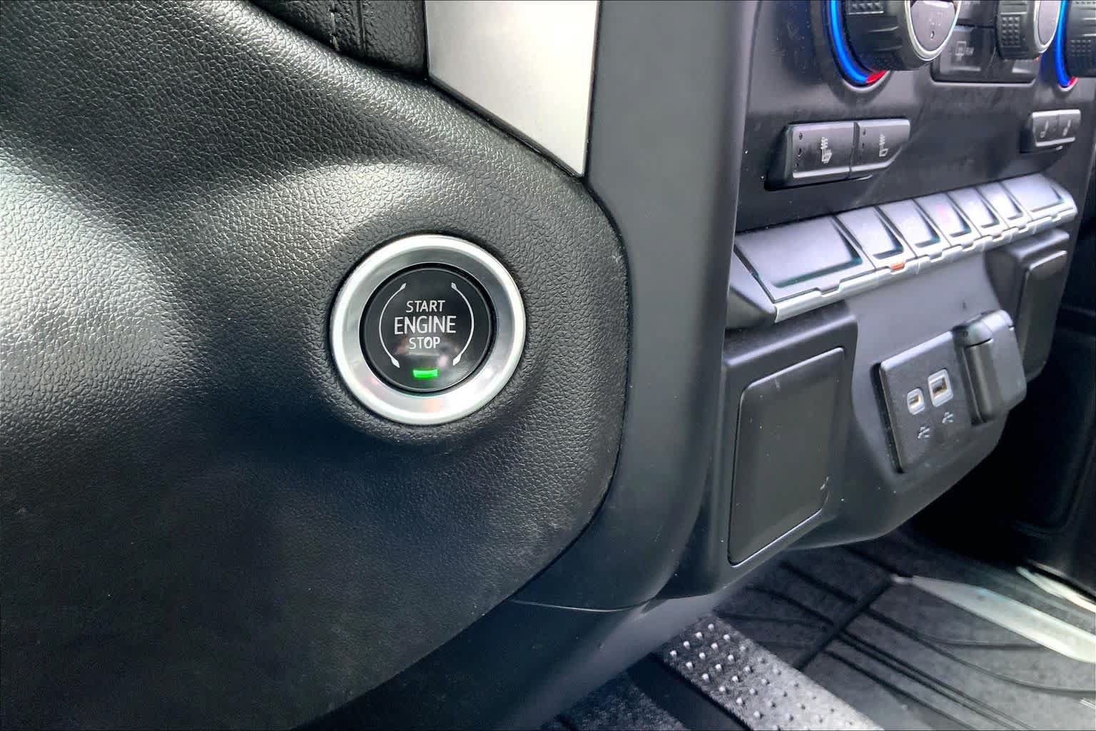 Used 2020 Chevrolet Silverado 1500 LT w/ Texas Edition RWD image 35