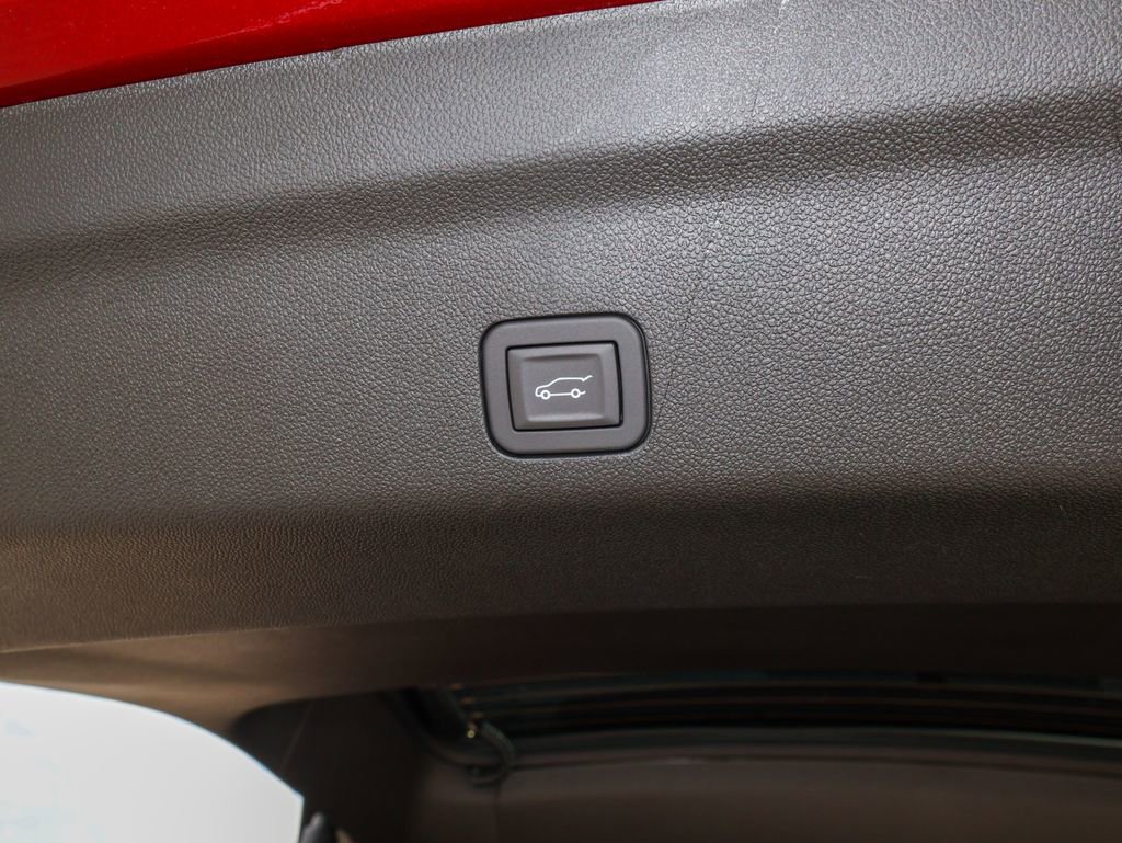 New 2026 GMC Yukon Elevation w/ Elevation Premium Package AWD/4WD image 5