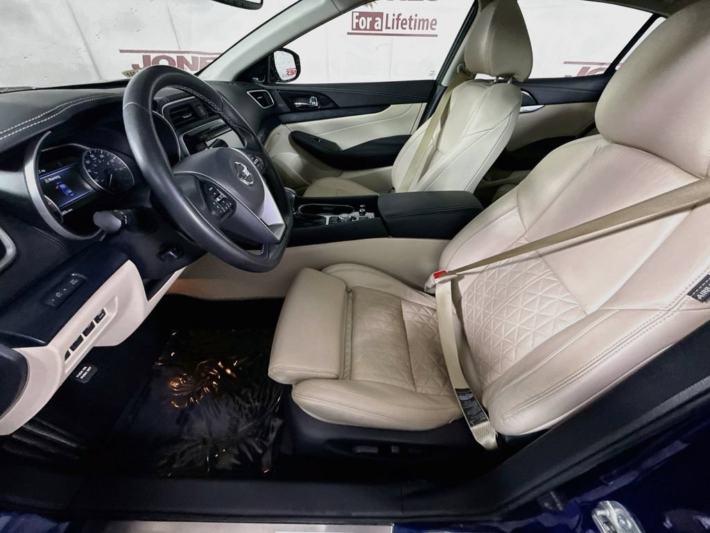 Certified 2019 Nissan Maxima Platinum w/ Sport Mat Group FWD image 27
