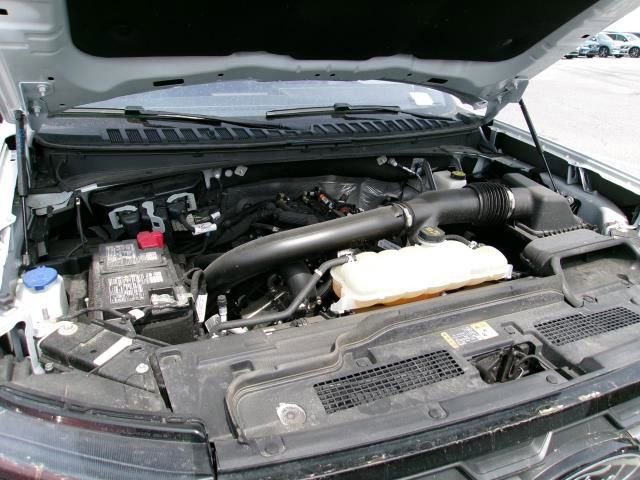 Used 2025 Ford Expedition Tremor AWD/4WD image 13