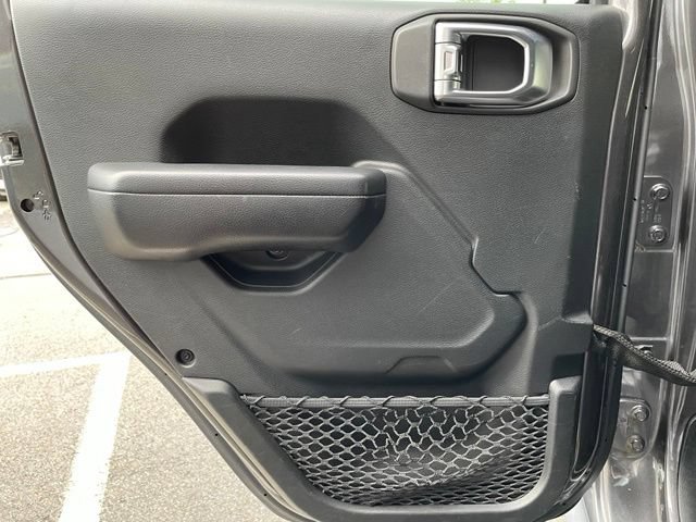 Used 2018 Jeep Wrangler Unlimited Rubicon AWD/4WD image 25