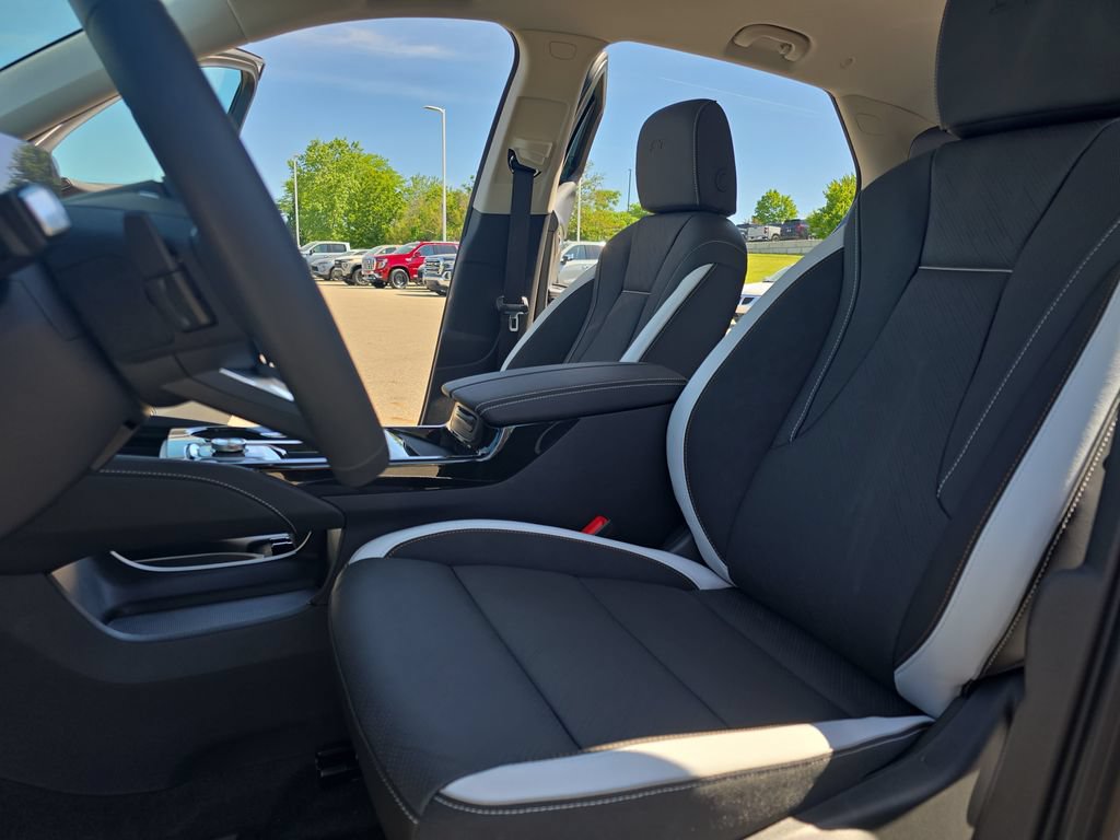 New 2026 Buick Envision Sport Touring AWD/4WD image 15