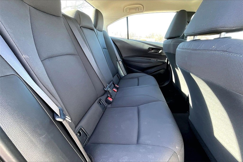 Used 2024 Toyota Corolla LE image 23