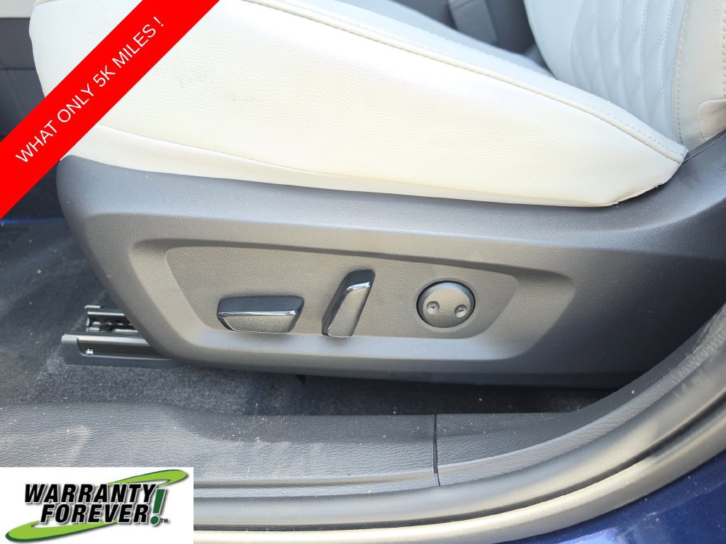 Used 2025 Mitsubishi Outlander SEL Black Edition AWD/4WD image 19