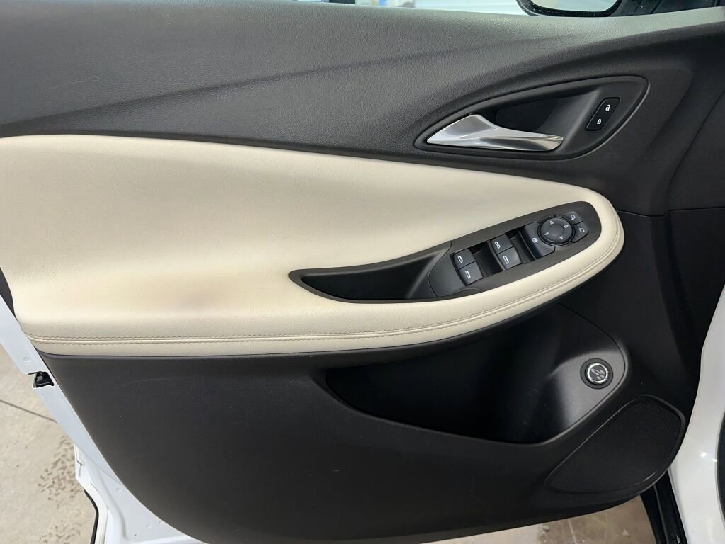 Certified 2022 Buick Encore GX Select image 7