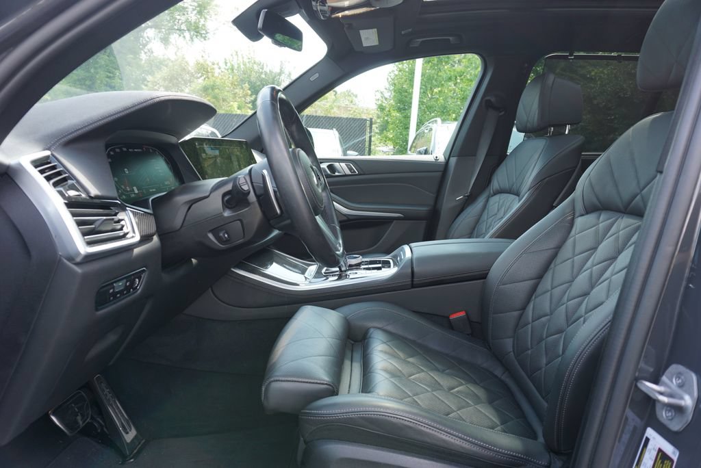 Used 2023 BMW X5 M50i w/ Executive Package AWD/4WD image 11