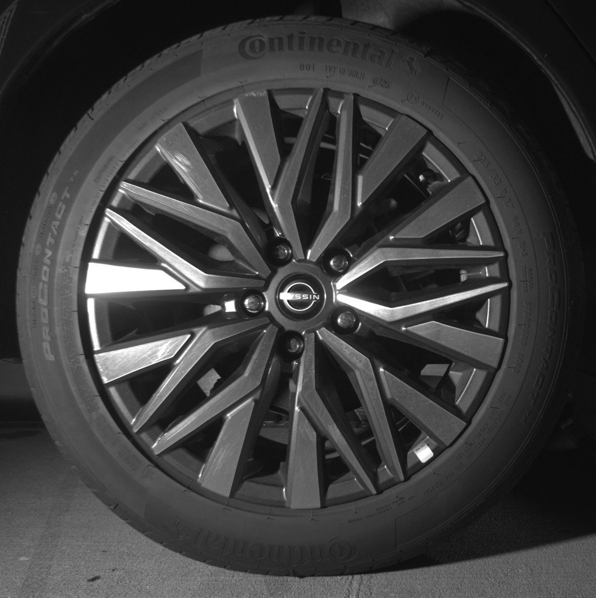 Used 2025 Nissan Altima 2.5 SV image 15